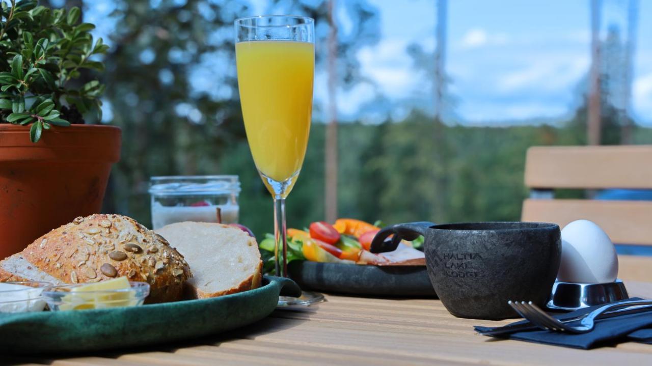 Haltia Lake Lodge Nature Boutique Hotel & Glamping Эспоо Экстерьер фото